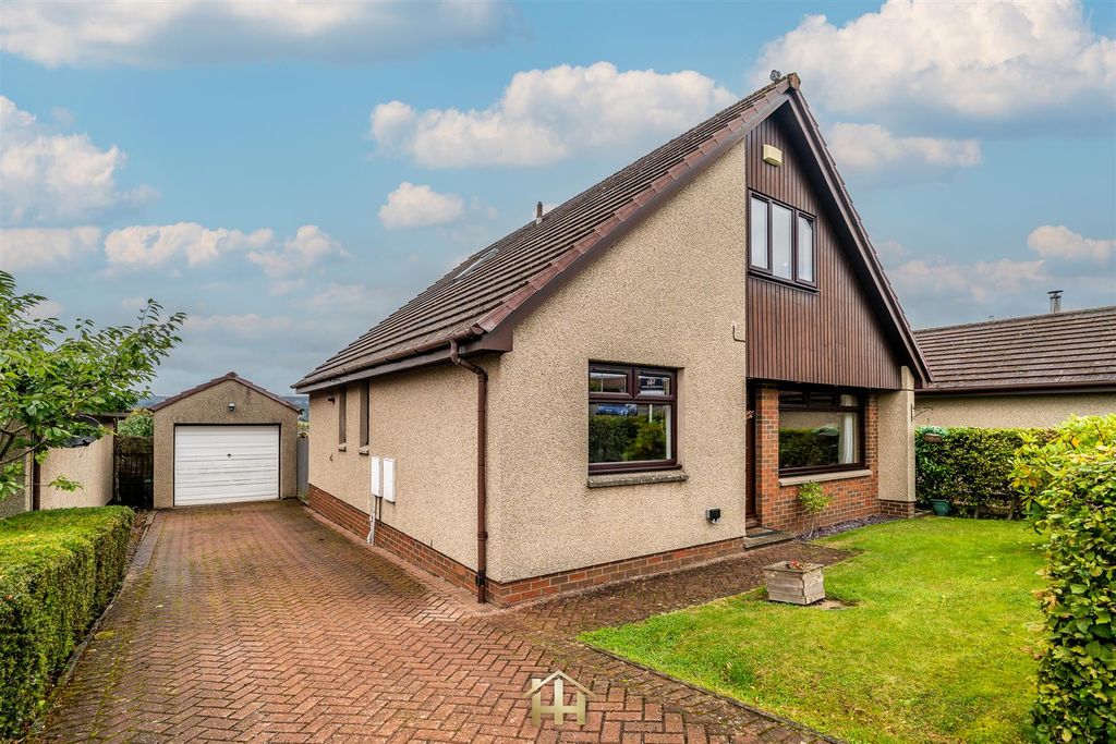 Property photo 1 of 30 22 Keithhall Gardens Dd2 5Rr 170925 Edit (40 Of 59