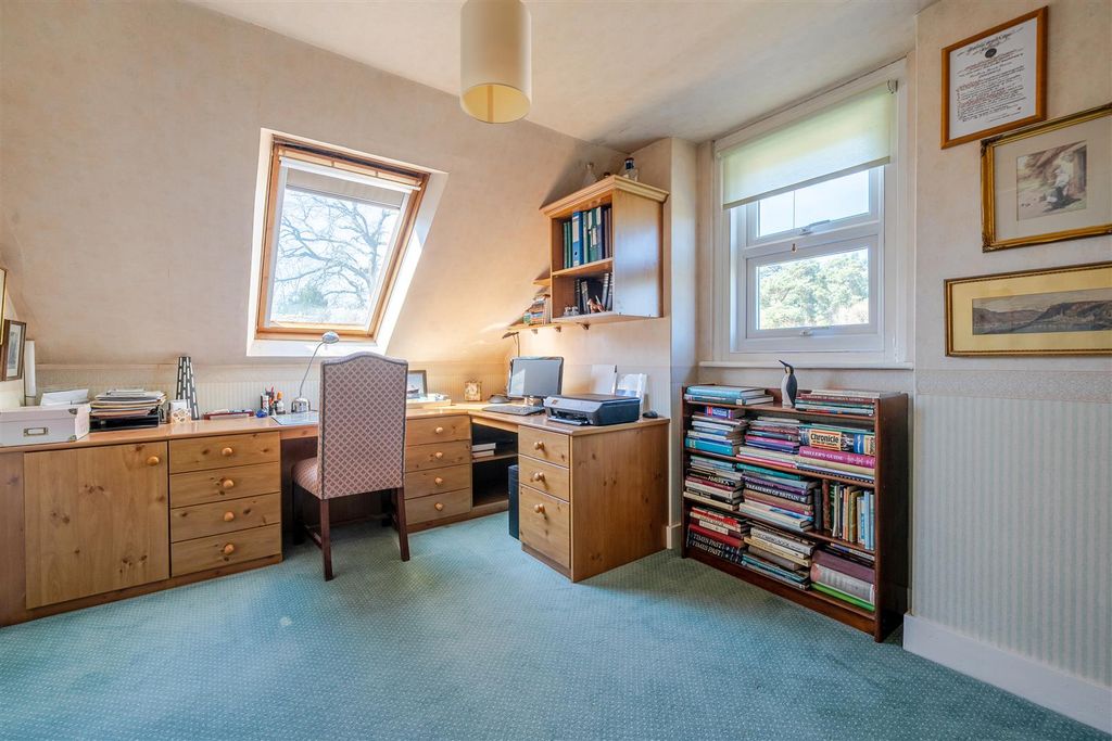 Additional image 18 of 4 bed detached house for saleHeatherdene Avenue, Crowthorne, Berkshire RG45