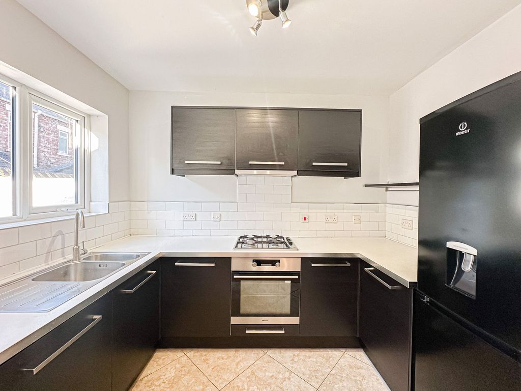 Property photo 2 of 15 Photo 13