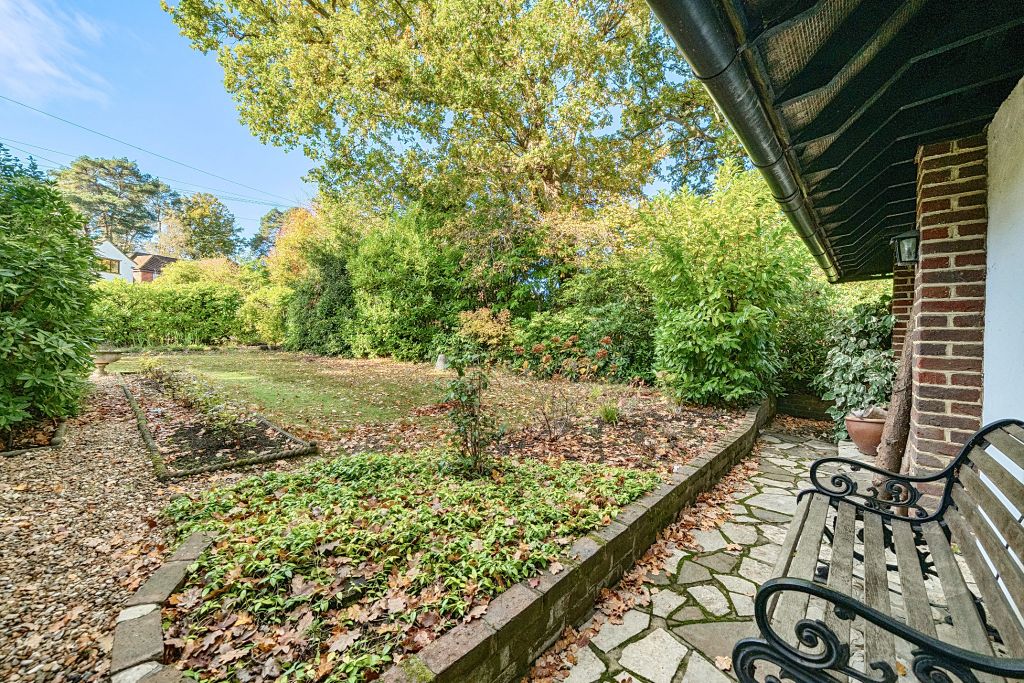 Property photo 3 of 23