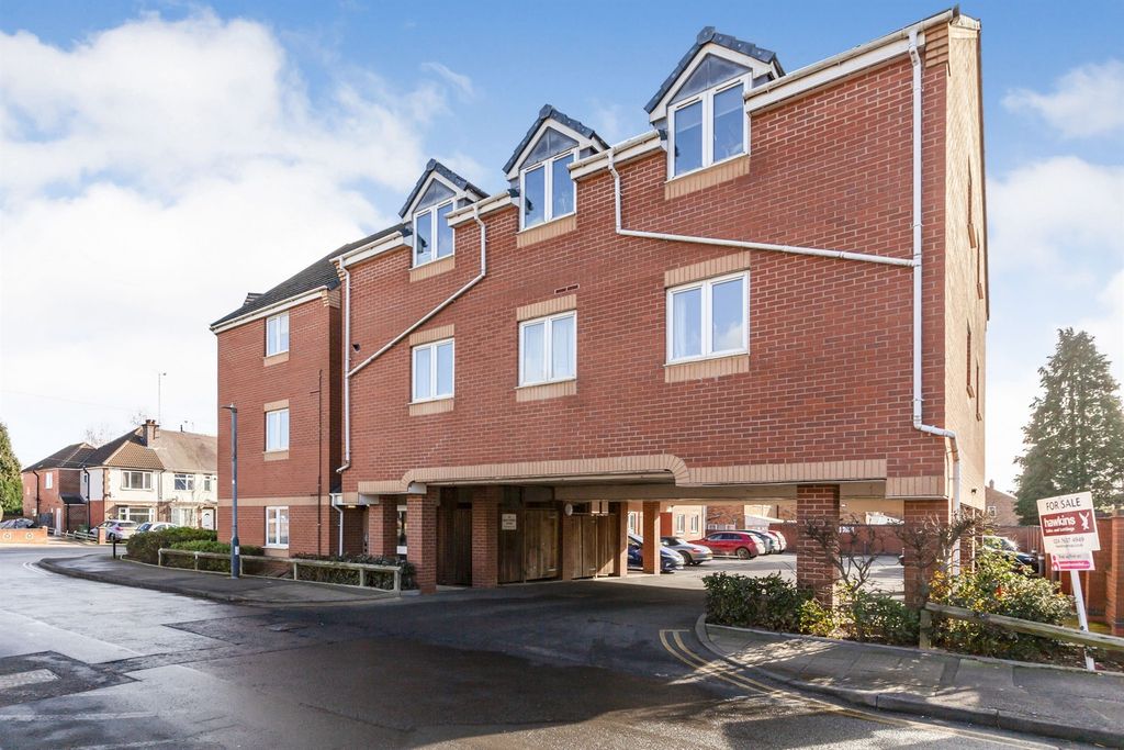 Property photo 2 of 13 Front