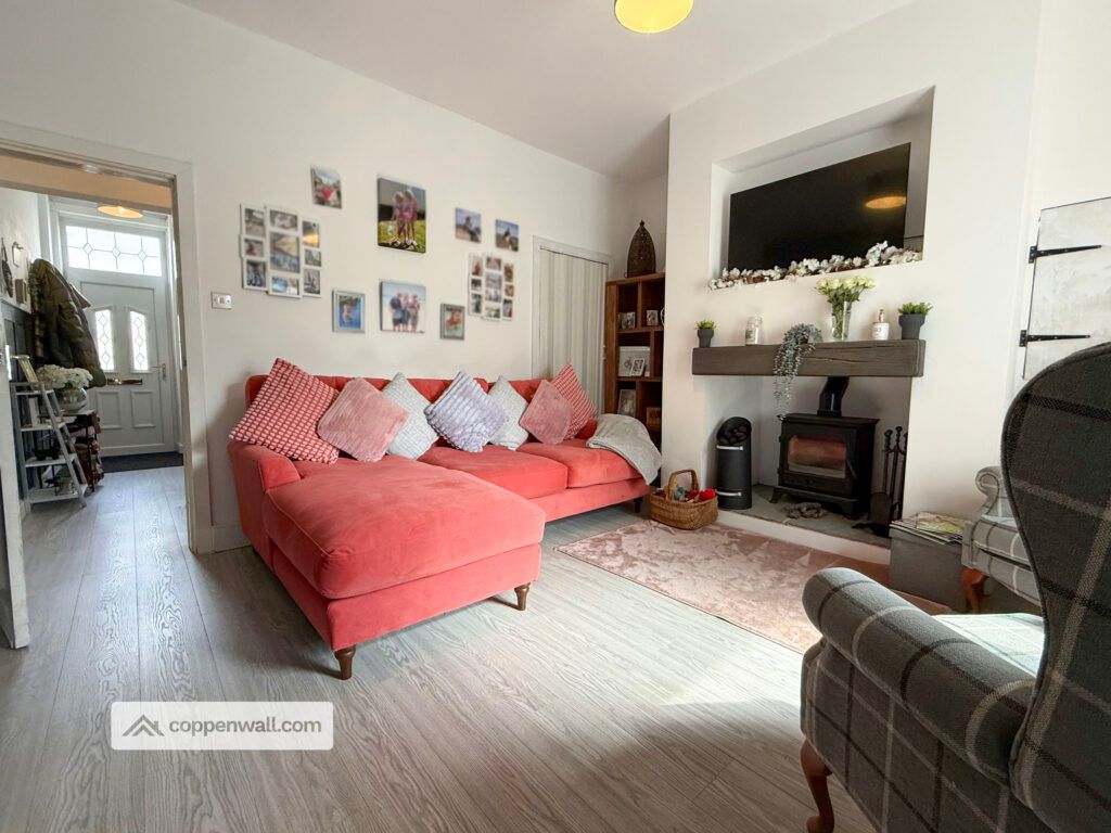 Property photo 3 of 31