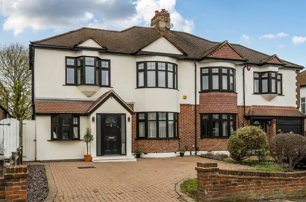 Property photo 1 of 25 1376684-1-69132Bc...