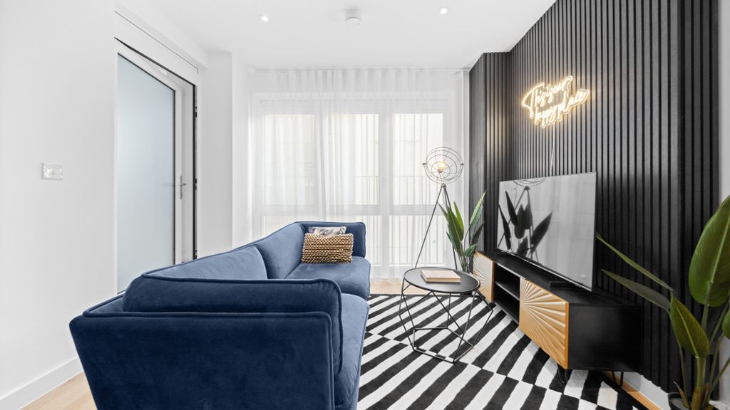 Property photo 3 of 11 Plot Image