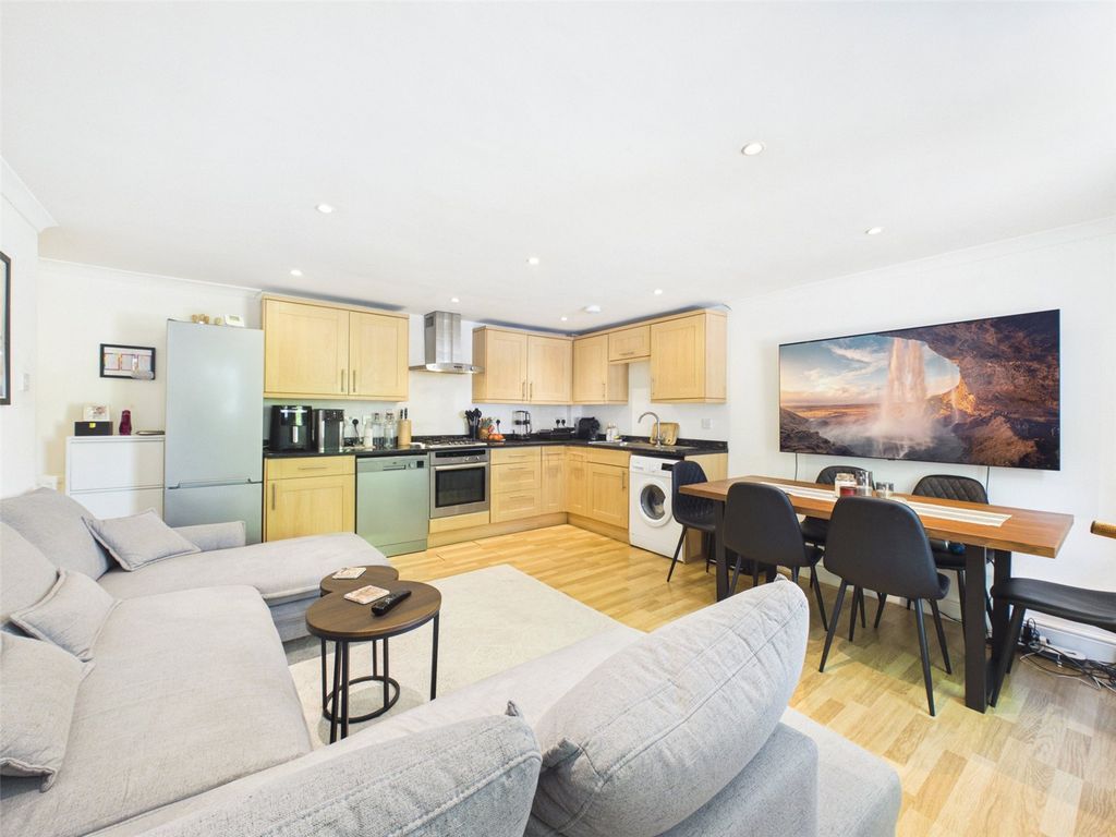 Property photo 2 of 9 Picture No. 09