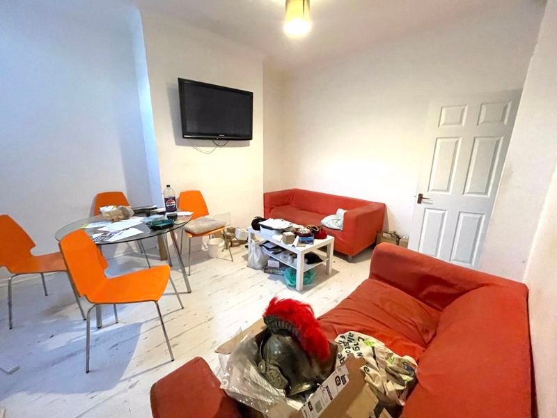 Property photo 1 of 8 Photo 2