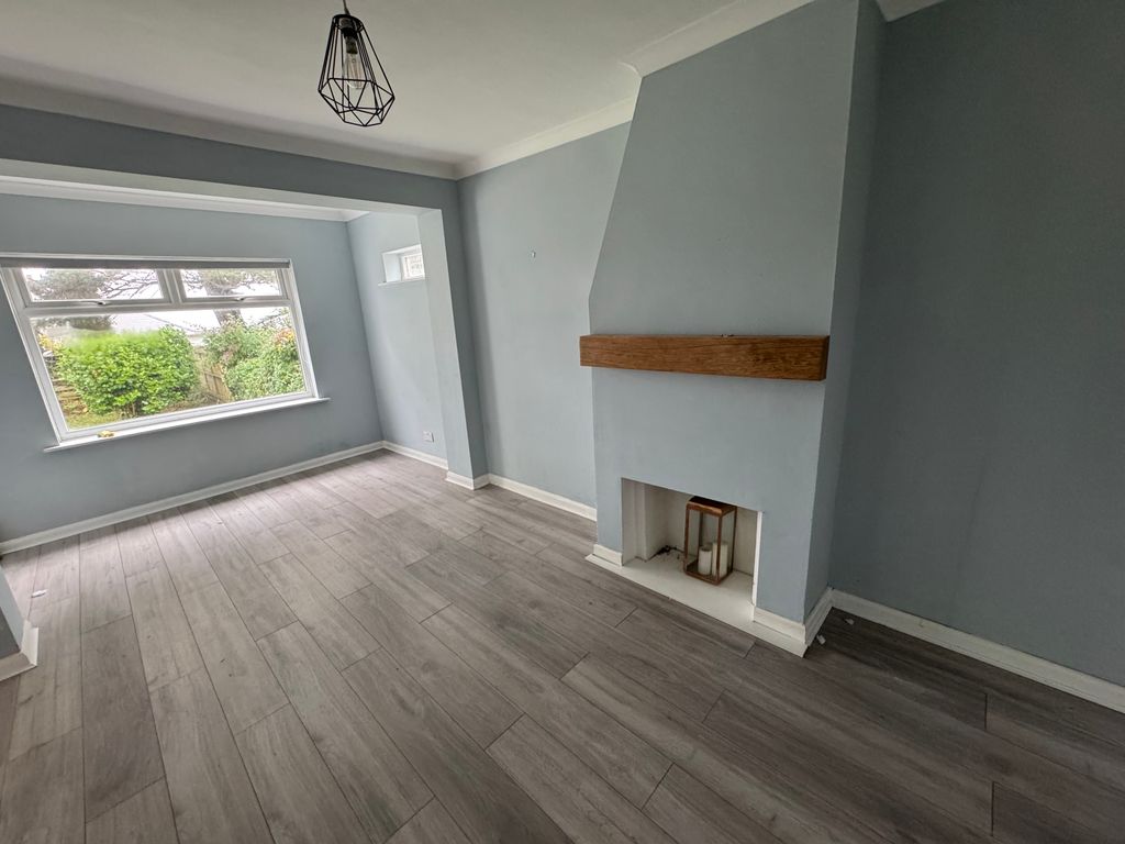 Property photo 2 of 9 Img_2513