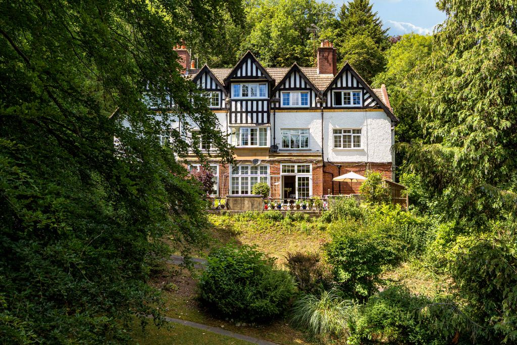 Property photo 1 of 15