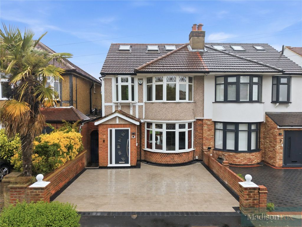Property photo 1 of 29 Picture No. 01