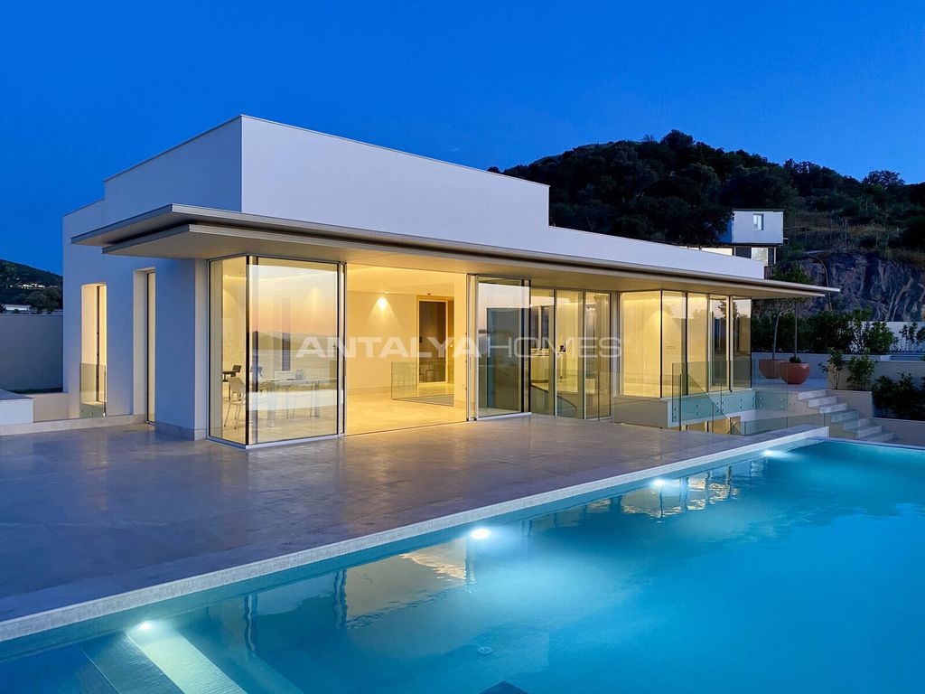 Property photo 3 of 37