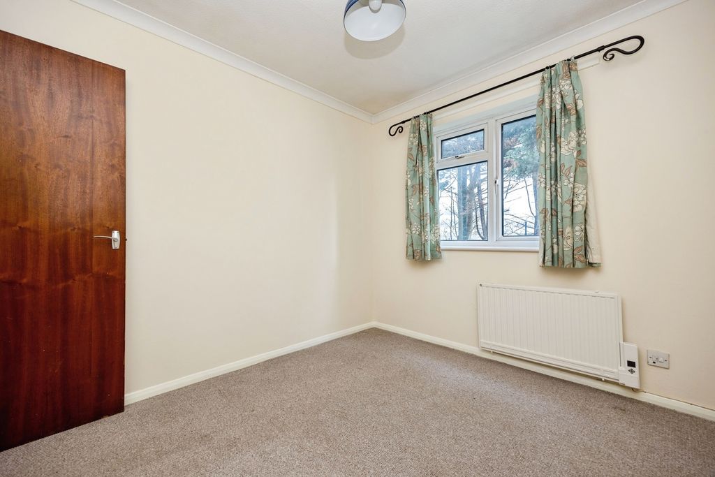 Property photo 3 of 9 Pbox-Img.Jpg