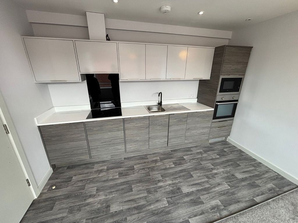 Property photo 1 of 5 Kitchen