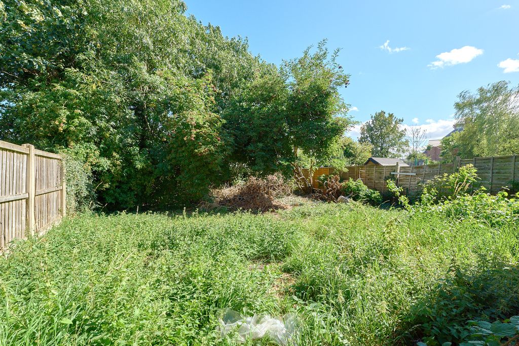 Property photo 3 of 4