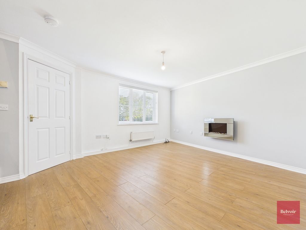 Property photo 3 of 24