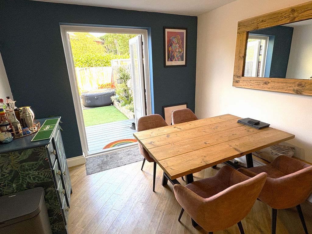 Property photo 2 of 14 Img_5715