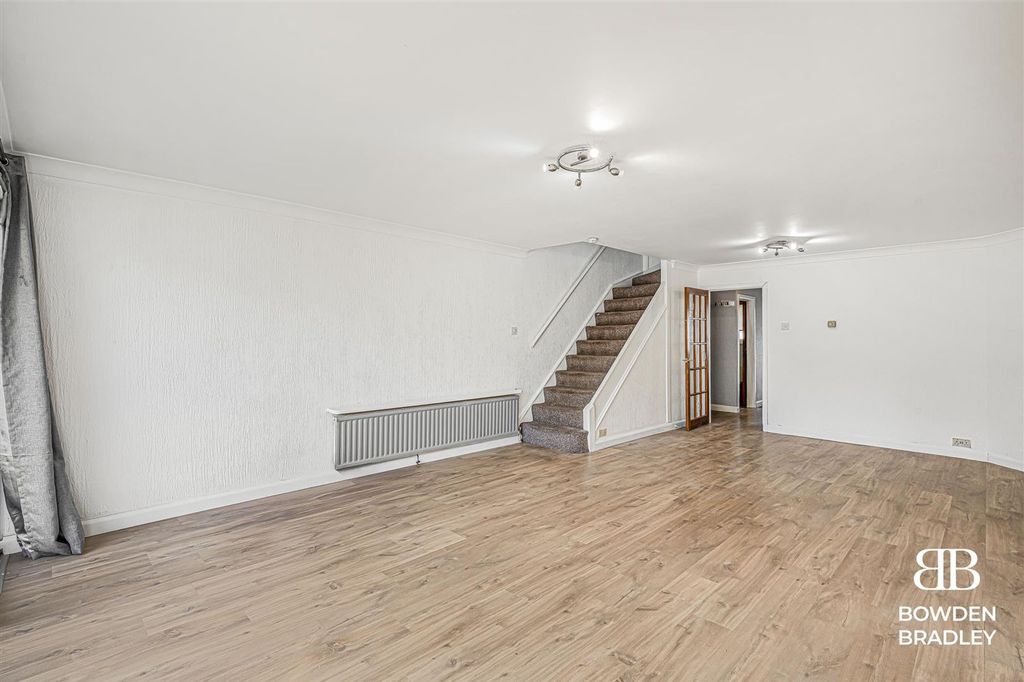 Property photo 3 of 13 Living Room