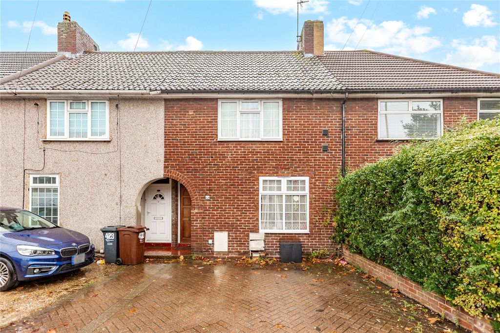 Property photo 1 of 25 Front