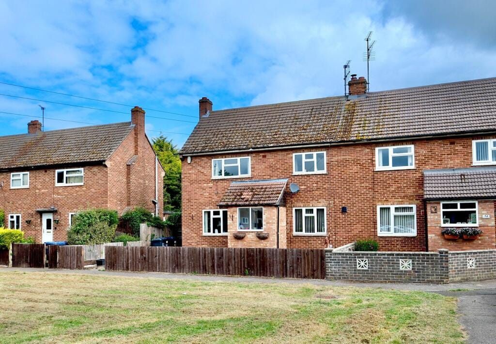 Property photo 1 of 11
