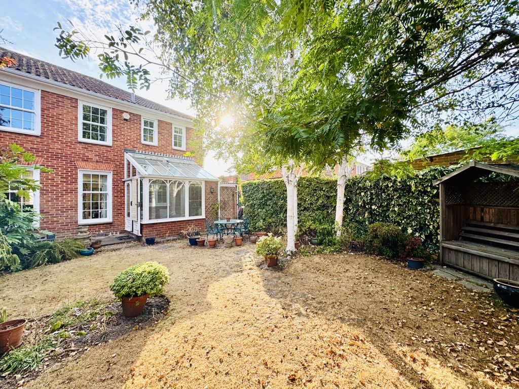 Property photo 2 of 18