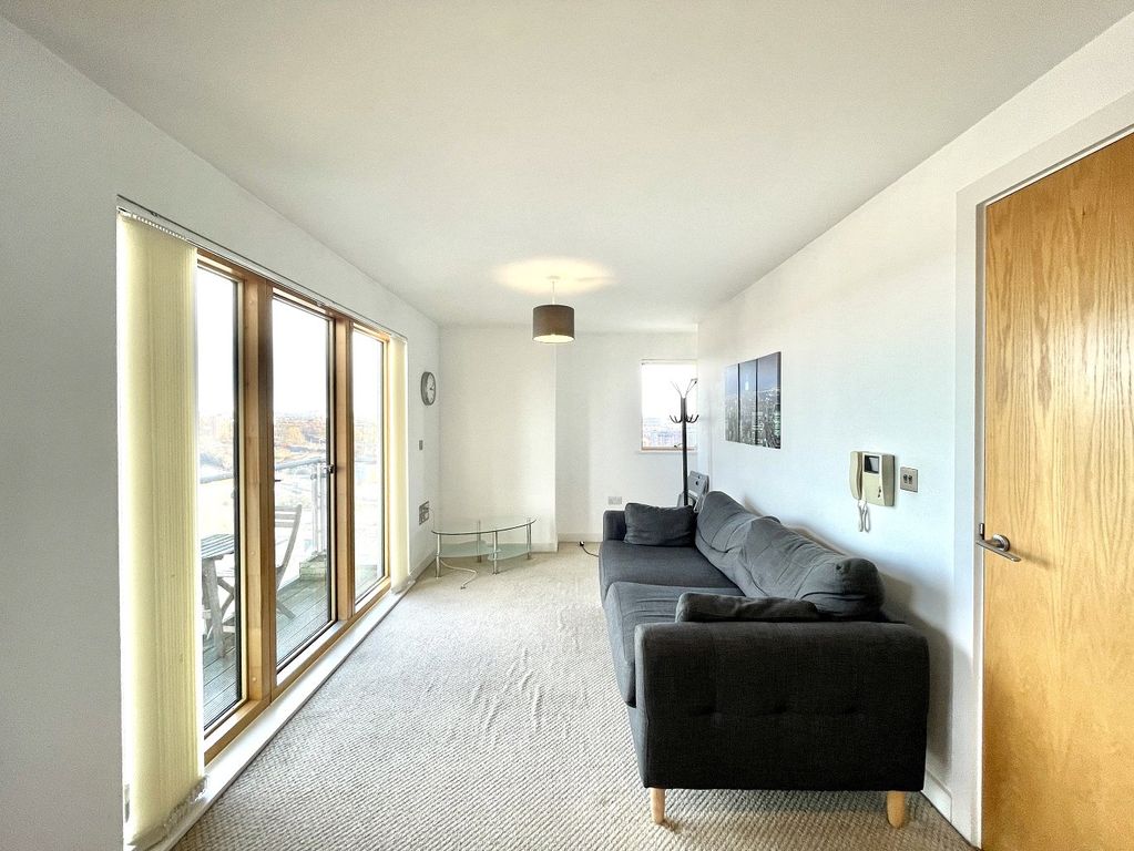 Property photo 2 of 8 Picture No. 01