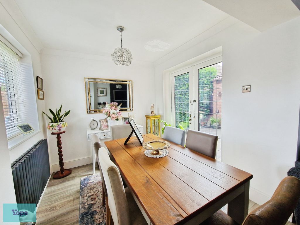 Property photo 3 of 26 4c653497-1000116247