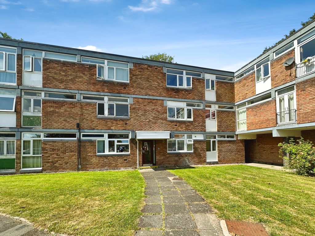 Property photo 1 of 10 Front