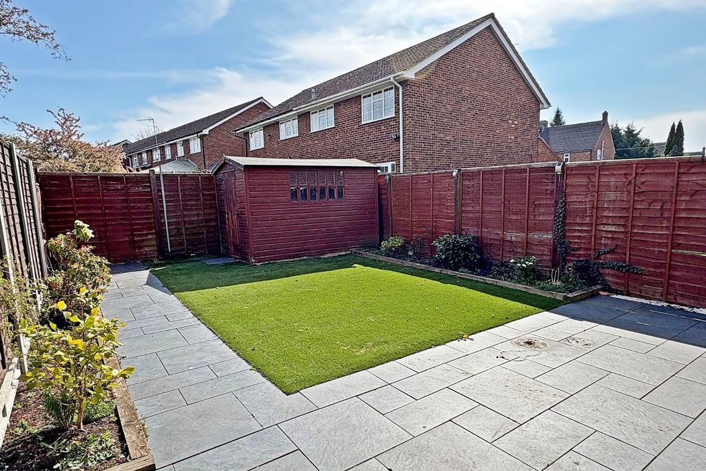 Property photo 2 of 11 4143663