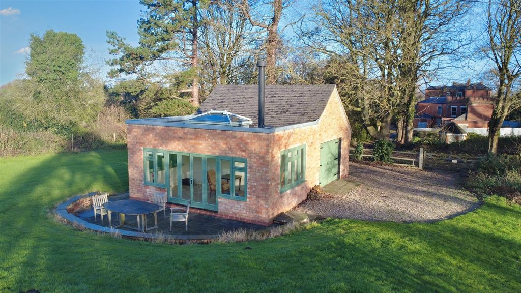 Property photo 2 of 54 Drone_10.Jpeg