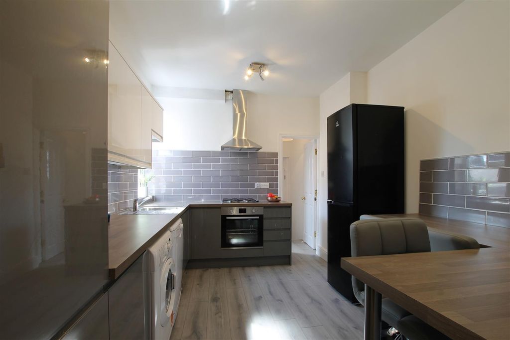 Property photo 1 of 9 37.Jpg