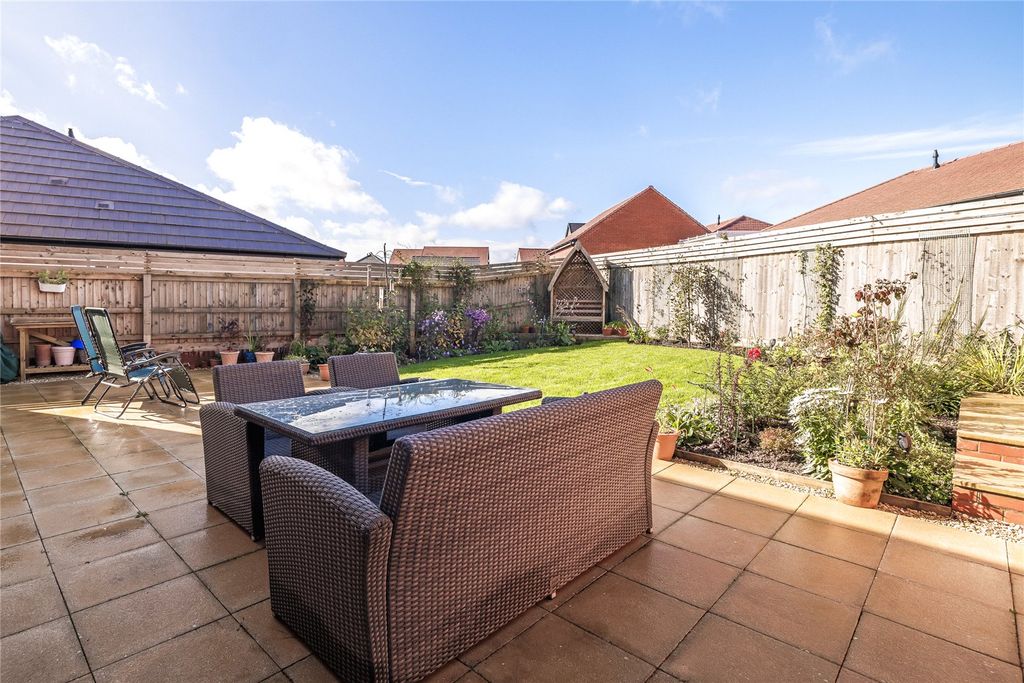 Property photo 3 of 19 Picture No. 27