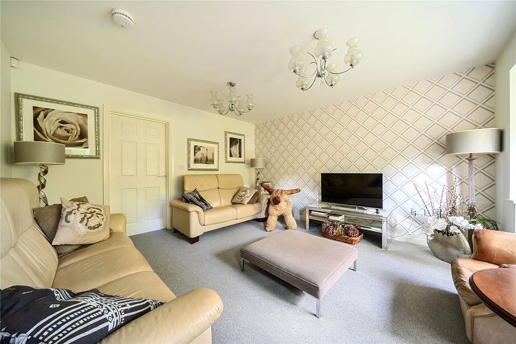Property photo 3 of 22 Picture No. 20