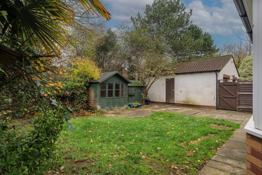 Property photo 2 of 17 Rear Garden