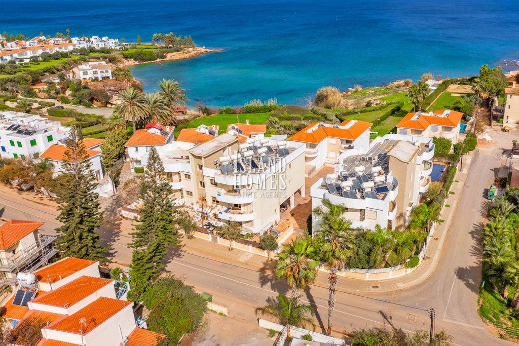 Property photo 3 of 28