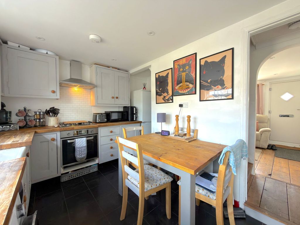Property photo 3 of 21 Kitchen/Dining Room (1)