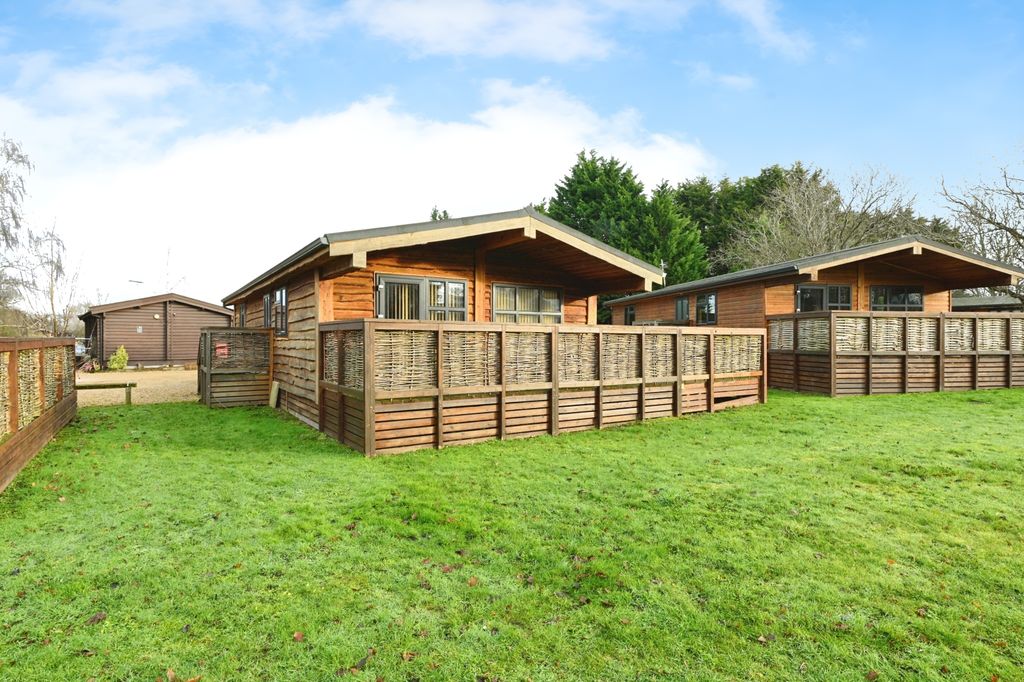 Property photo 1 of 17 Photography