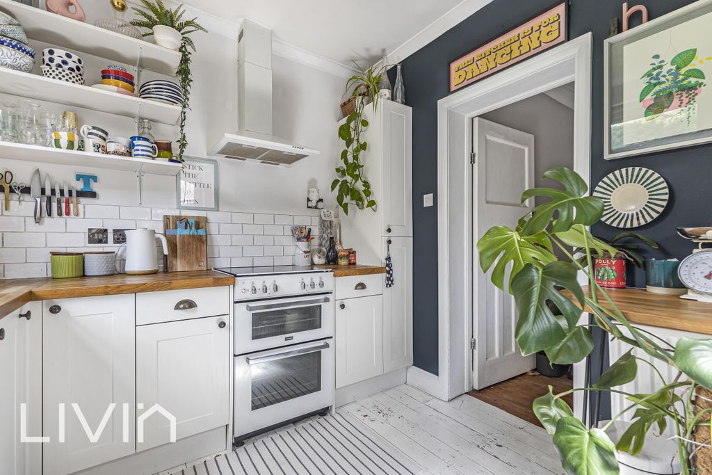 Property photo 1 of 19 025A7643