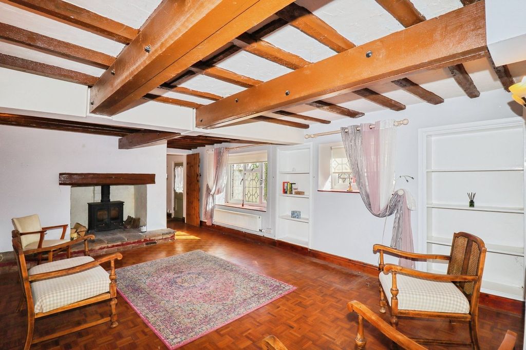 Property photo 2 of 24