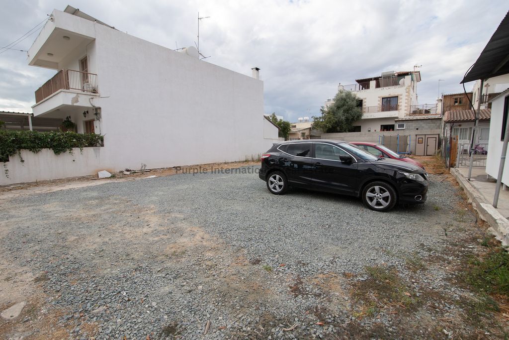 Property photo 2 of 6