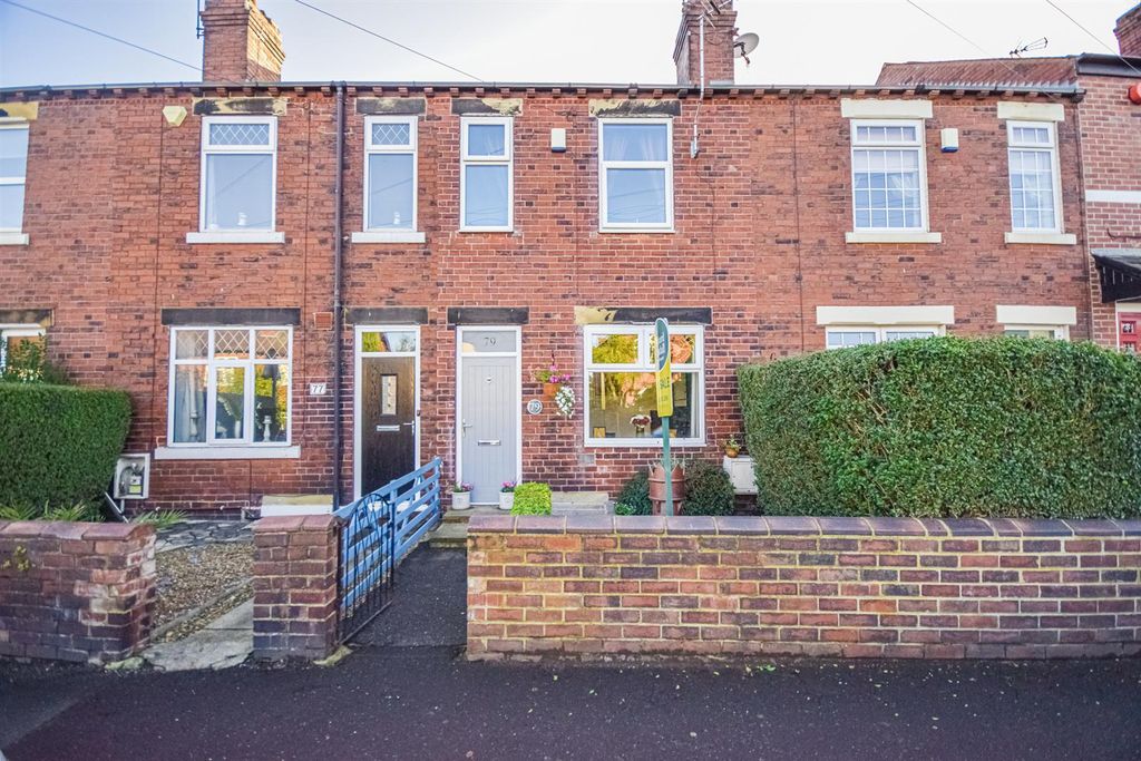 Property photo 1 of 17