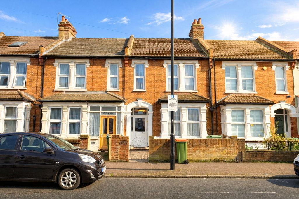 Property photo 3 of 14 Shakespeare Crescent, E12, 3 Bedroom House For Sal