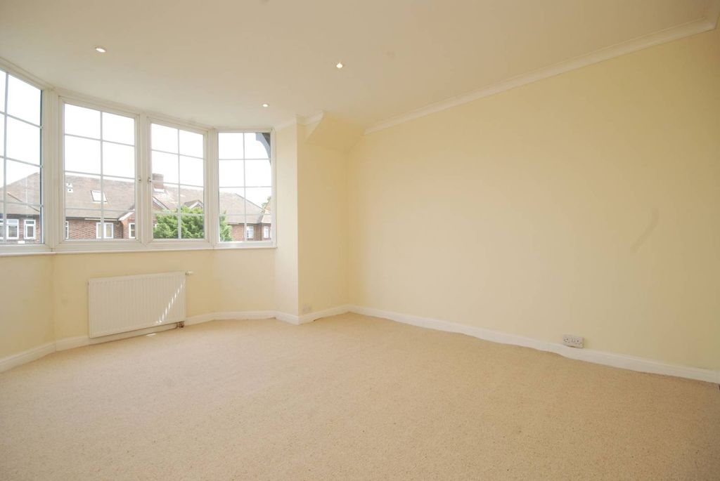 Property photo 3 of 3