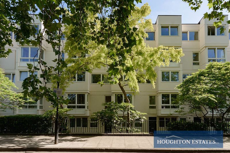 Property photo 1 of 10 Photo 3