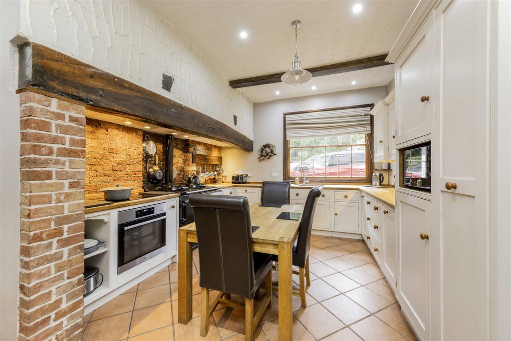 Property photo 3 of 64 Kitchen