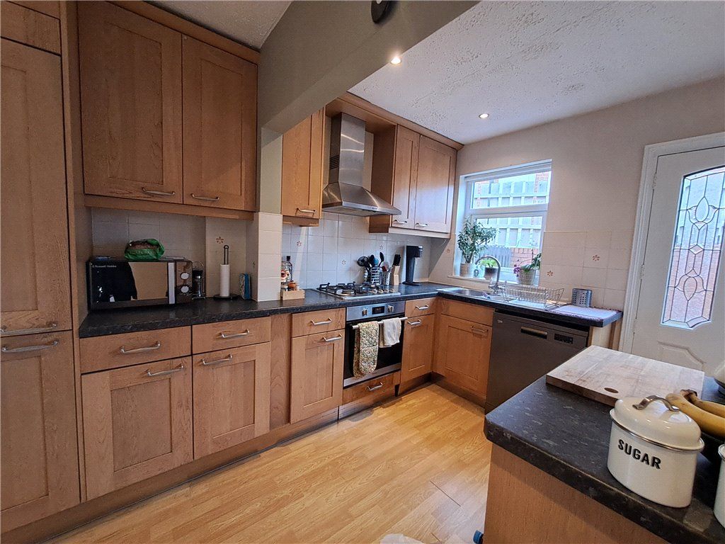 Property photo 2 of 16 Kitchen Diner