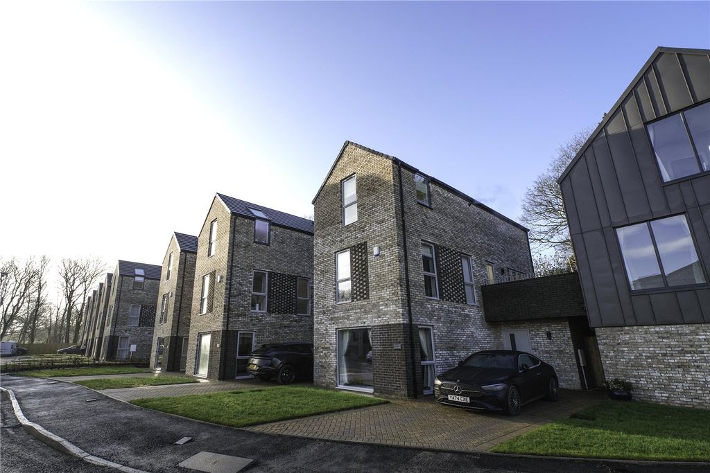 Property photo 3 of 31 Picture No. 39