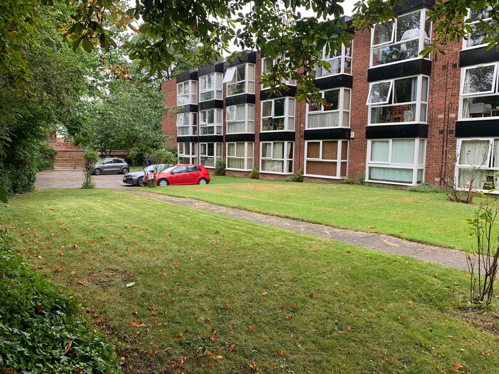 Property photo 2 of 13