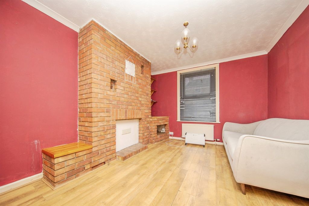 Property photo 2 of 15