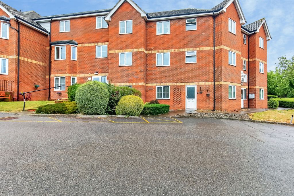 Property photo 1 of 11