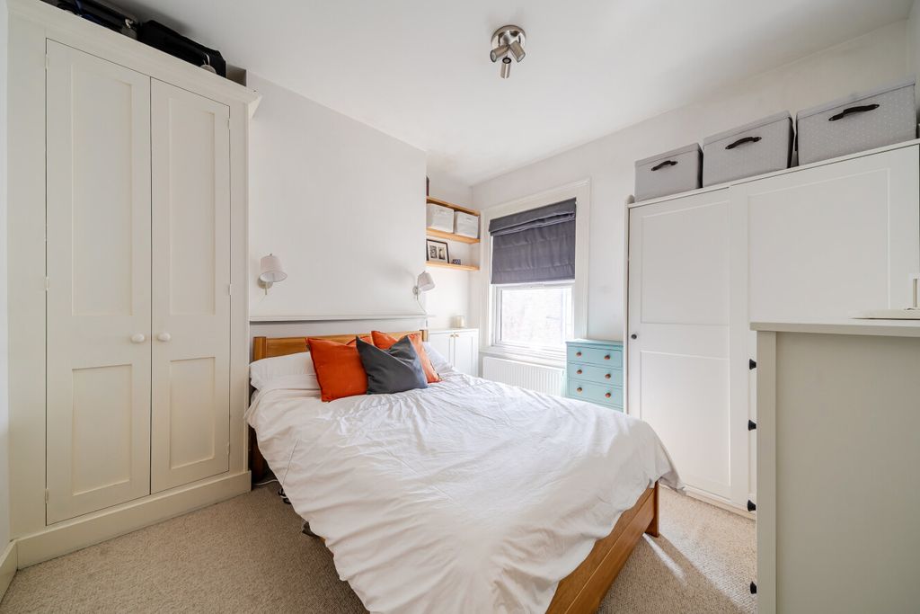 Property photo 3 of 15 1488363-8-6A56715...