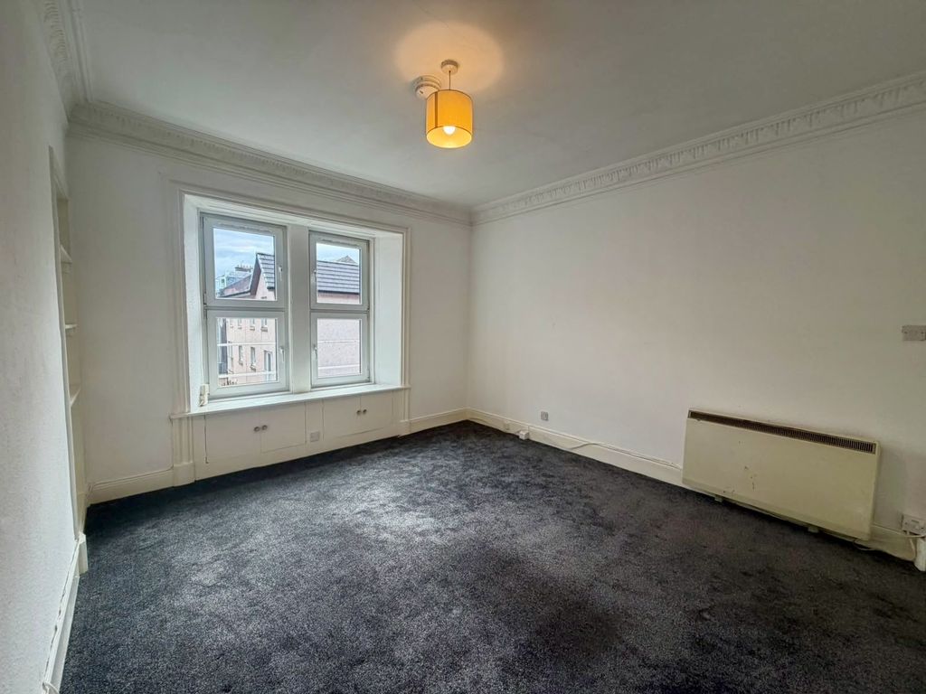 Property photo 1 of 5 Sitting Room